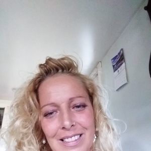 Meet your Posher, Justina